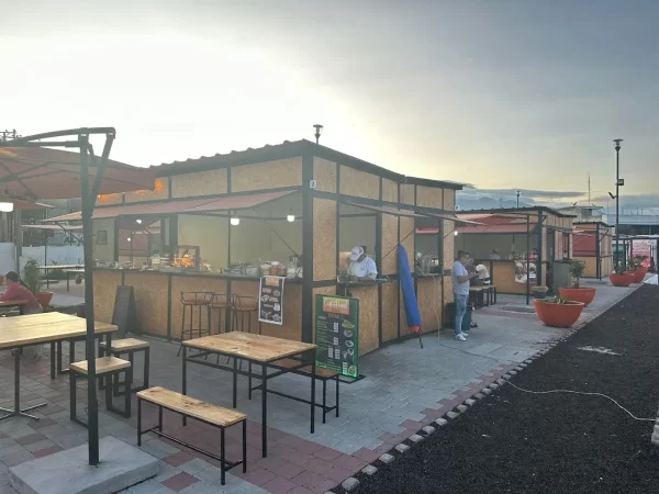 Venta en la Plaza de Sabores Alli Mikuy