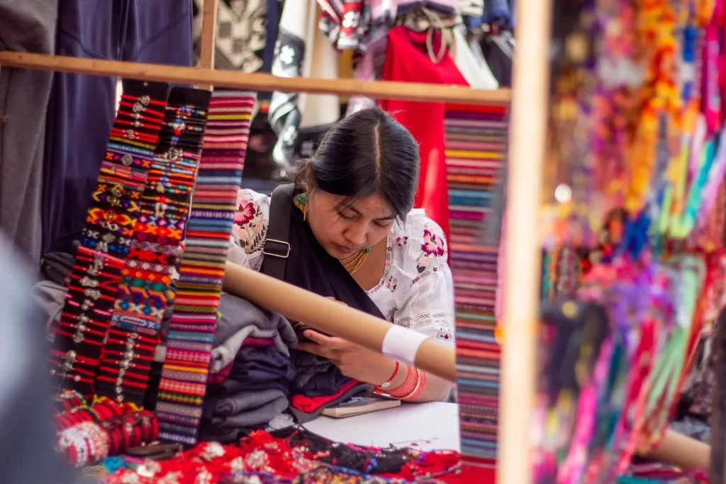 Plaza de Ponchos o Mercado Centenario