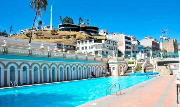 Piscina Neptuno de Otavalo
