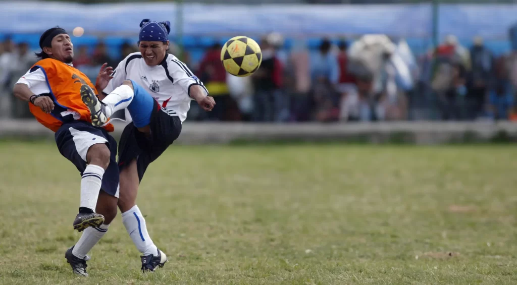 PAWKAR-peguche-futbol-2024