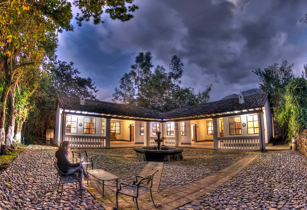Restaurantes-exclusivos-de-Otavalo-Hacienda-Pinsaqui