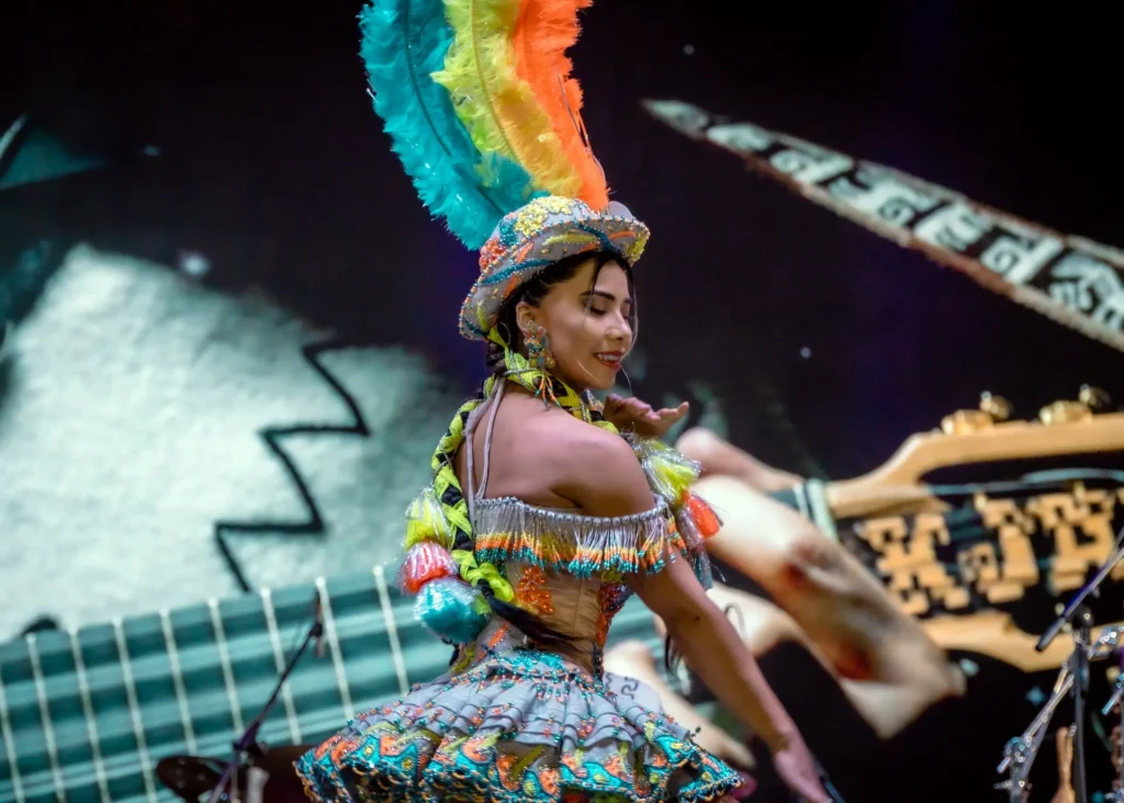 Danza en la noche andina 2024